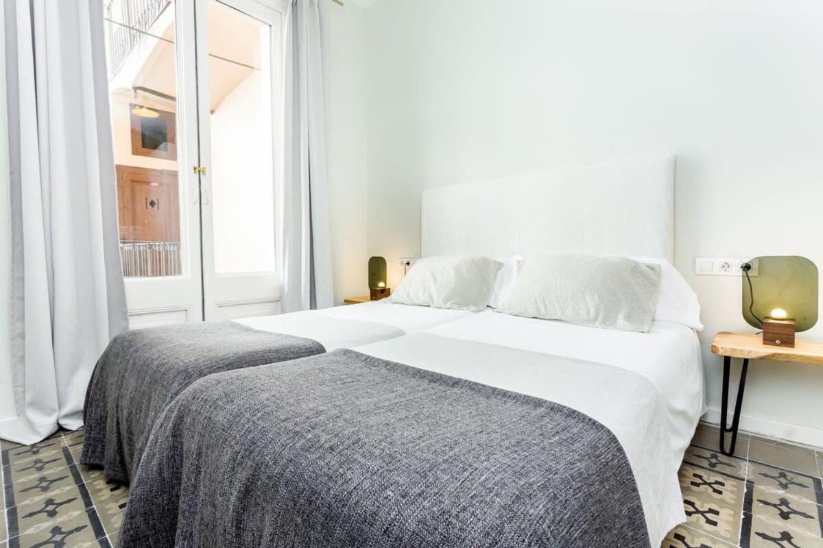 Apartament 4bedroom With Balcony In Ramblas 1 1 *
