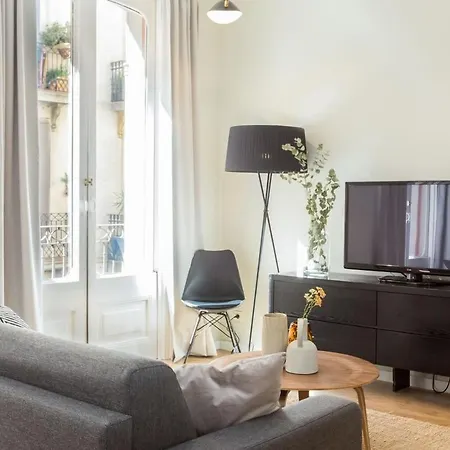 4Bedroom Apart With Balcony In Las Ramblas 1 1 Barcelona Zewnętrze zdjęcie