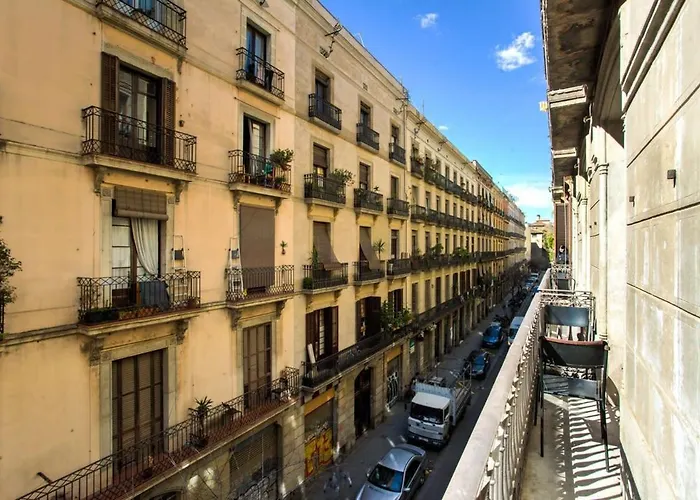 4Bedroom Apart With Balcony In Las Ramblas 1 1
