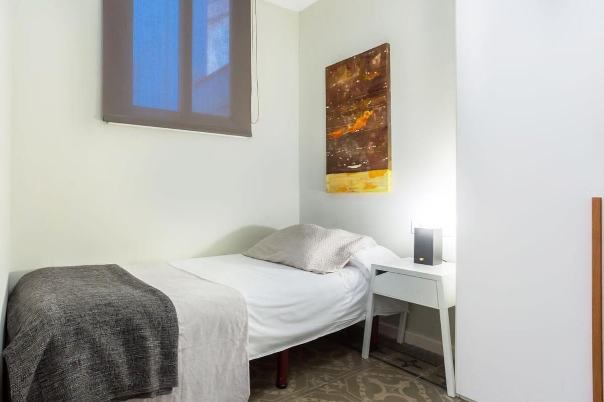 4bedroom With Balcony In Ramblas 1 1 Barcelone